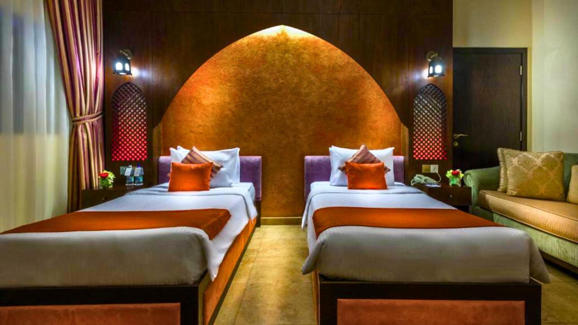 First Central Hotel Suites Дубай Екстериор снимка