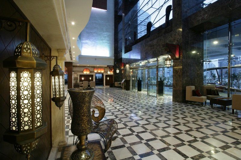First Central Hotel Suites Дубай Екстериор снимка