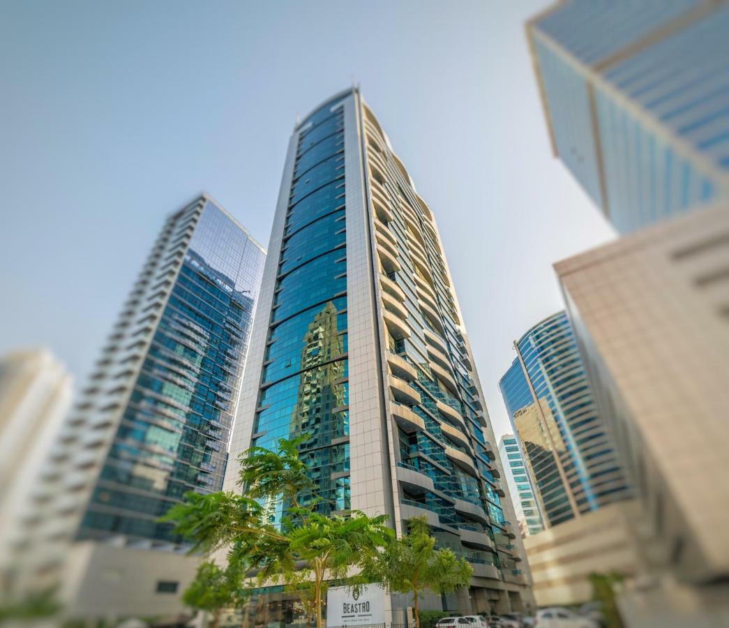 First Central Hotel Suites Дубай Екстериор снимка